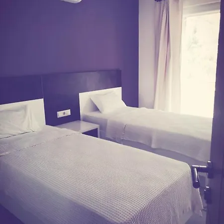 Bed and breakfast 7 *