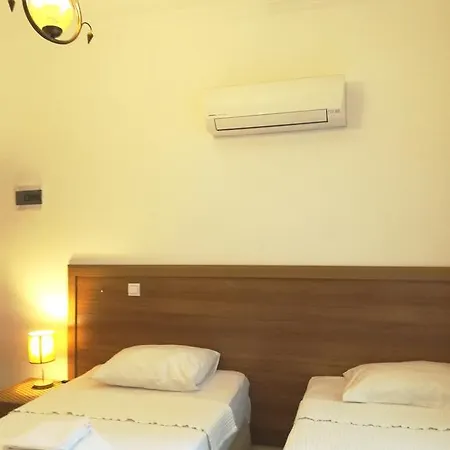 7 Bed and breakfast