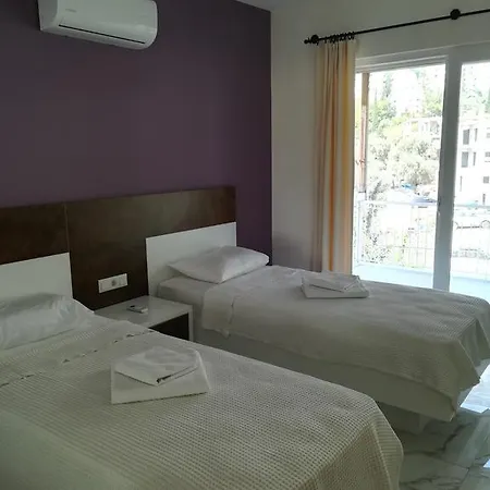 Bed and breakfast 7 *