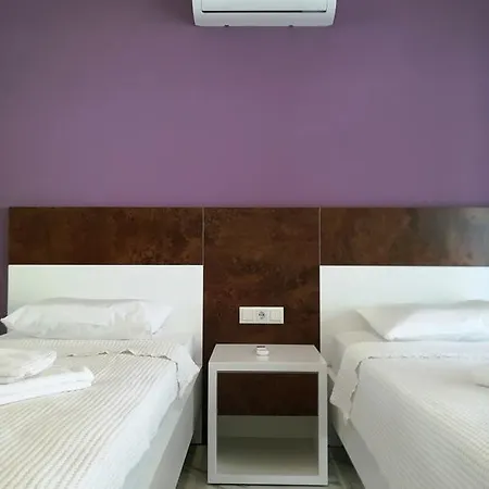7 Bed and breakfast